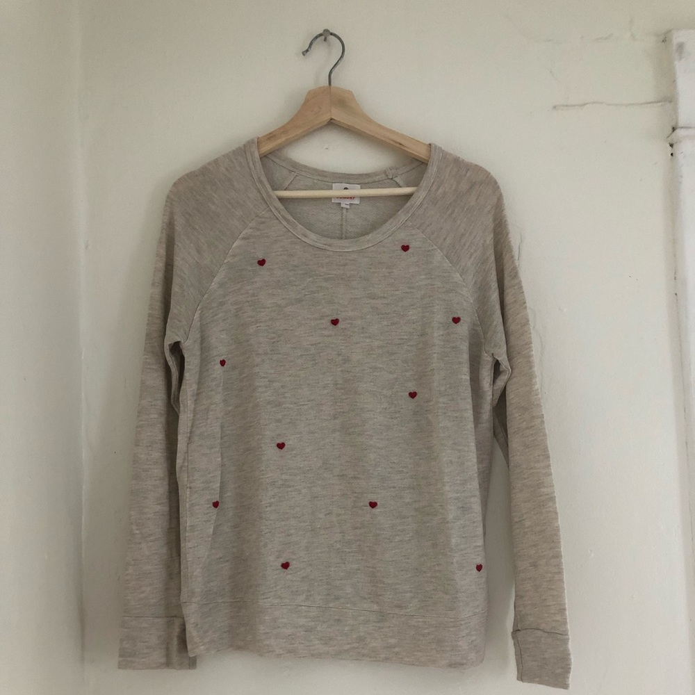 Oatmeal colored Sundry sweatshirt with hearts